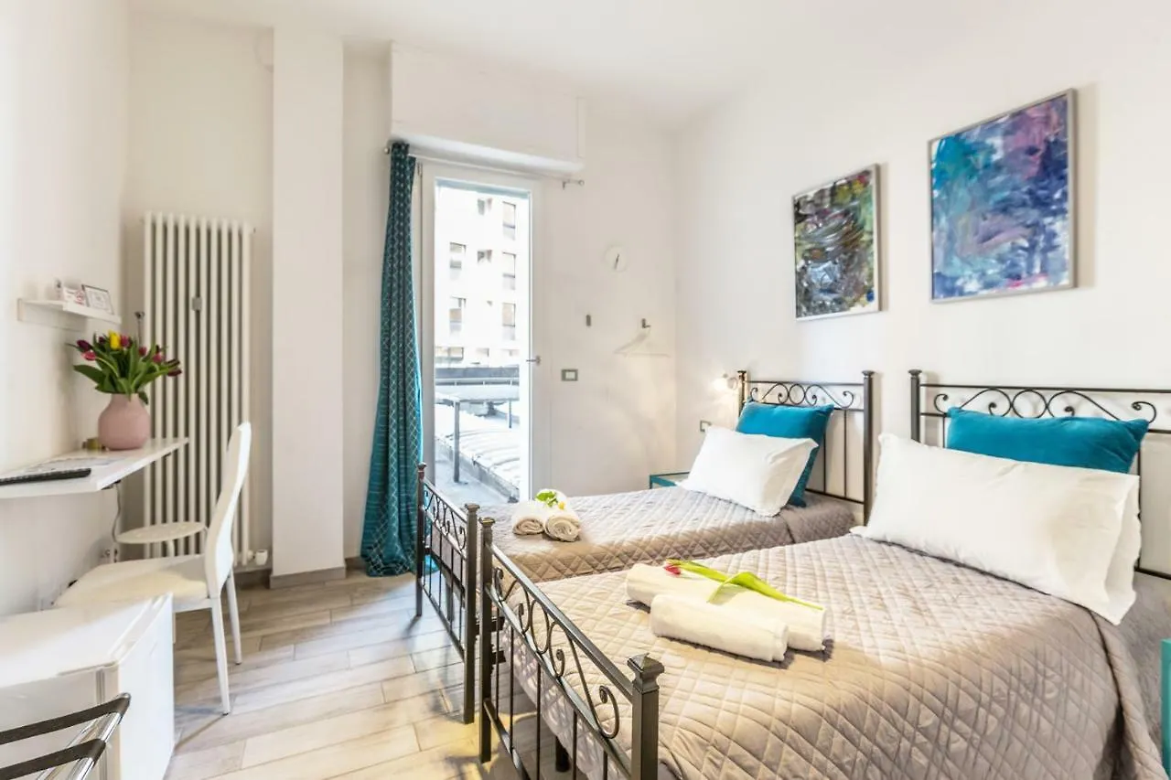 Central City Rooms Bologna 3*,  Italia
